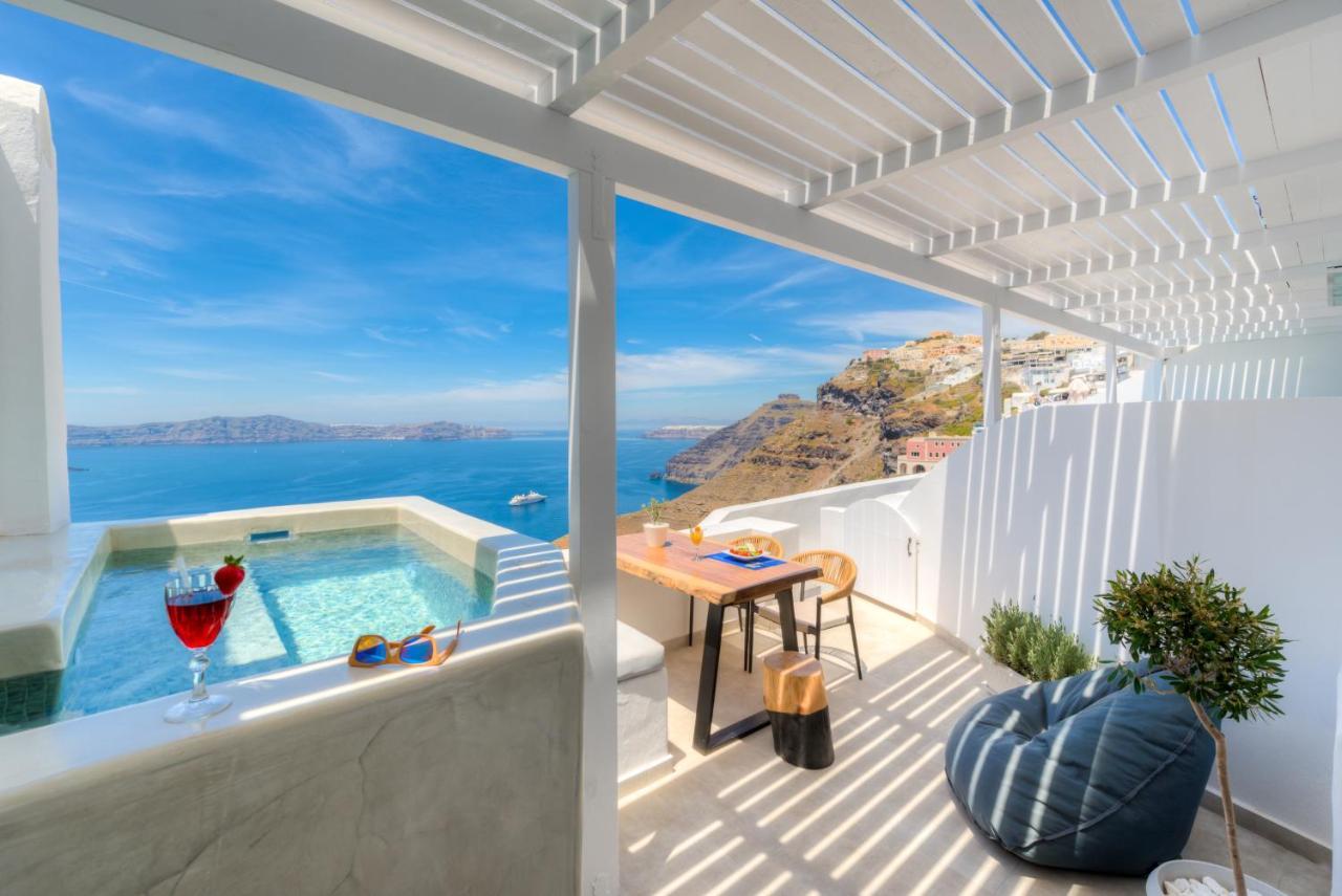 Iriana Suites Fira  Exterior photo
