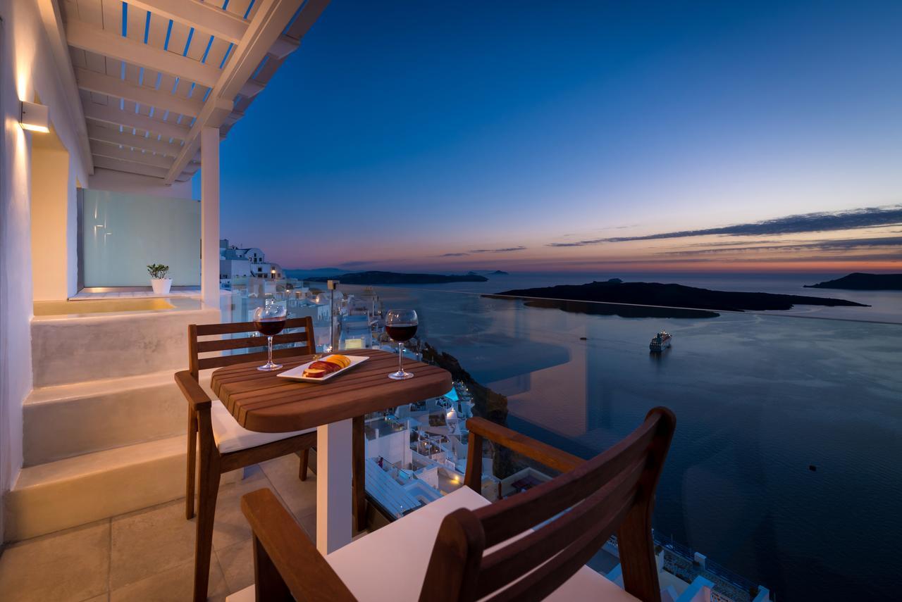 Iriana Suites Fira  Exterior photo