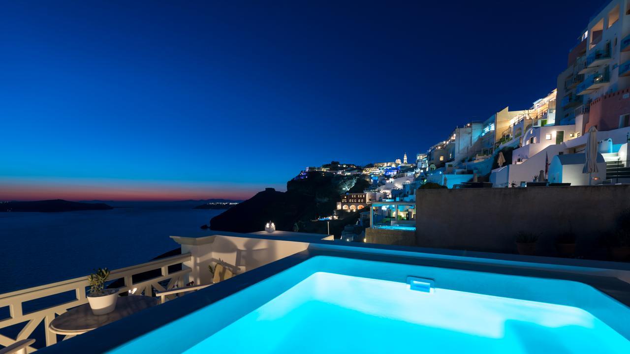 Iriana Suites Fira  Exterior photo
