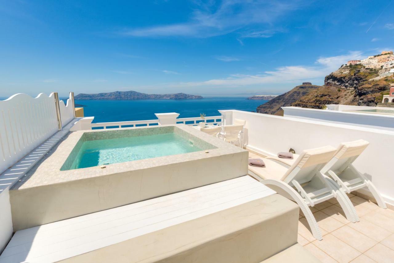 Iriana Suites Fira  Exterior photo