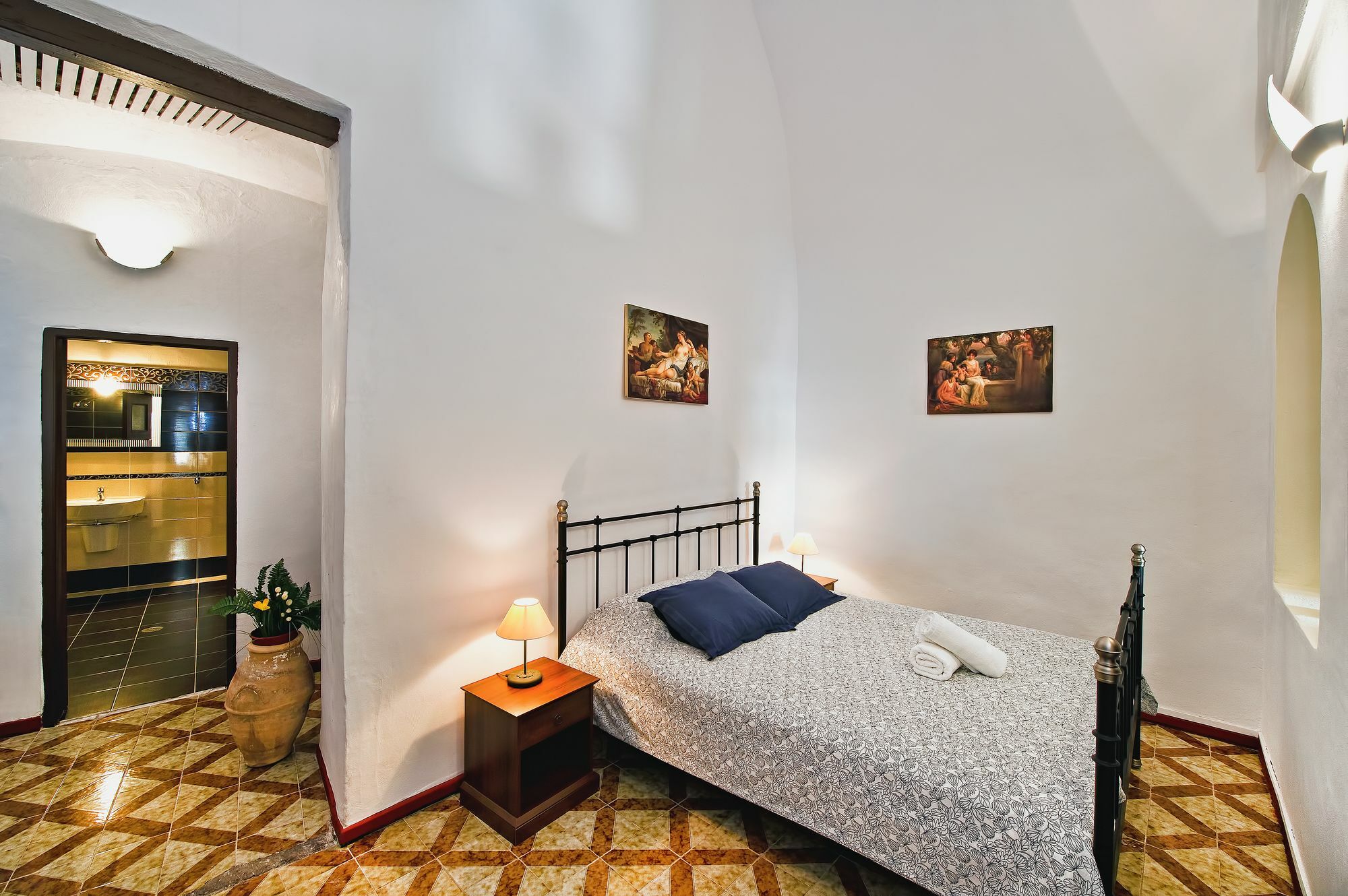 Iriana Suites Fira  Exterior photo