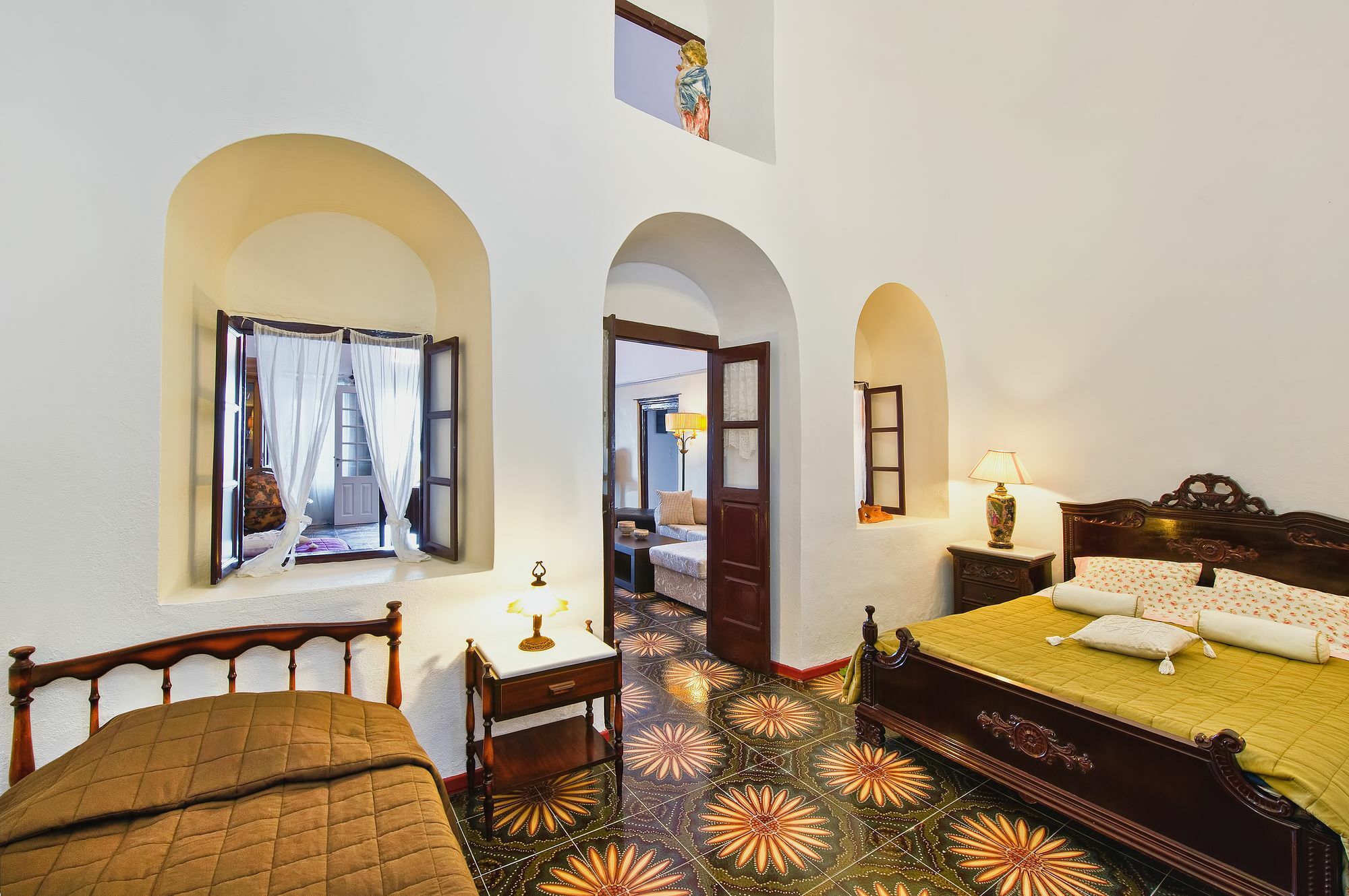 Iriana Suites Fira  Exterior photo
